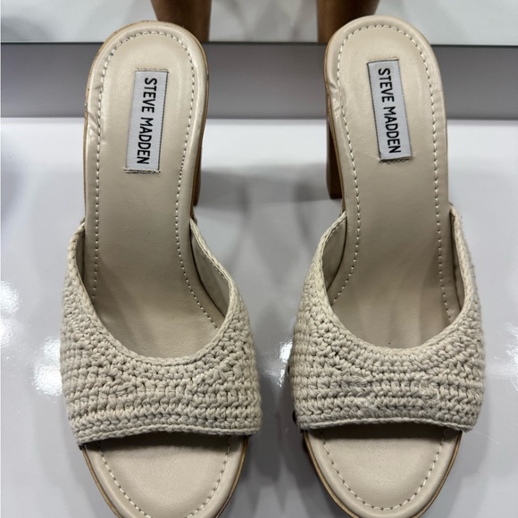 Steve Madden Cream and Tan Heeled Mules - Picture 2 of 3